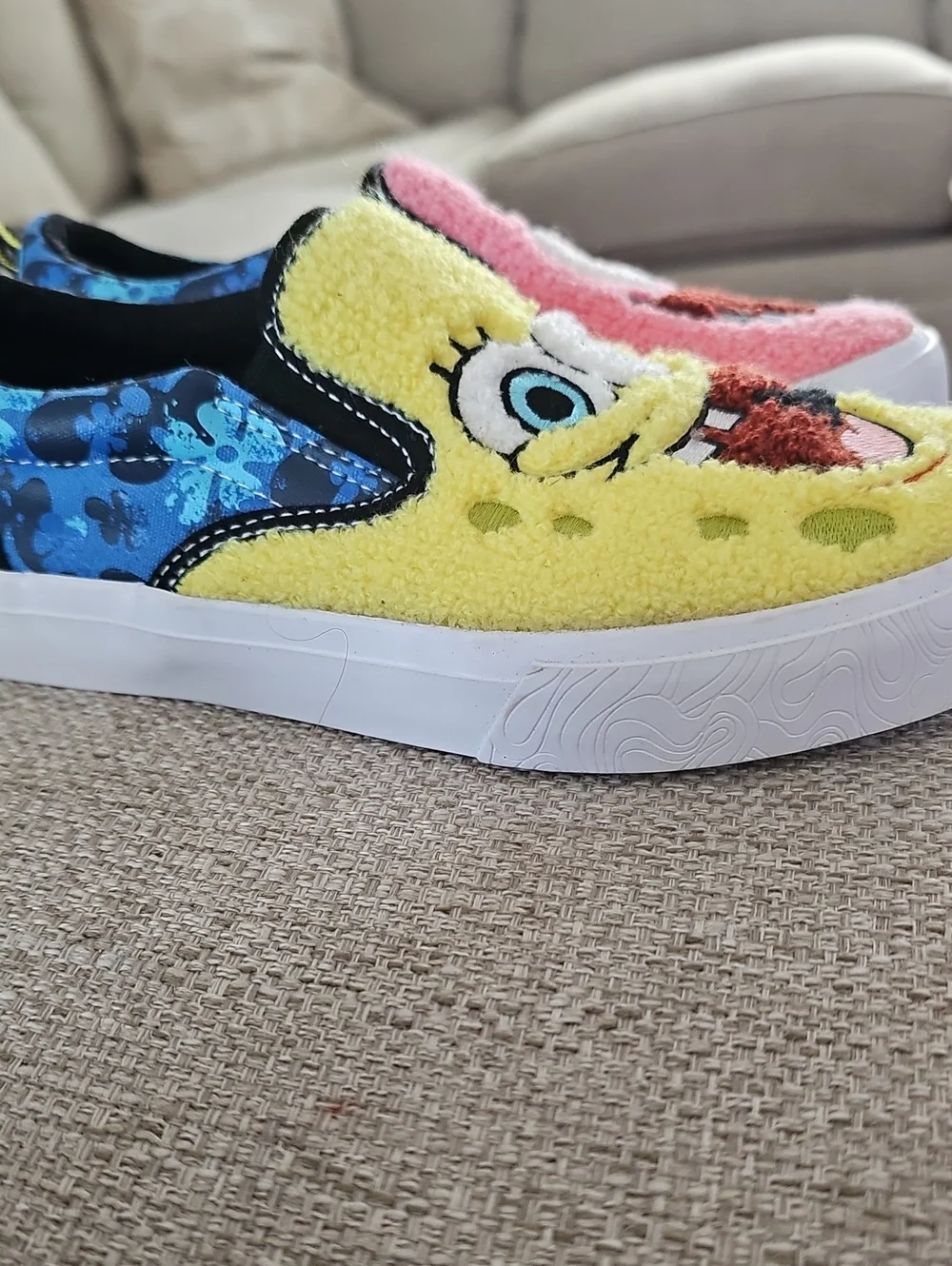 SpongeBob Squarepants pink sneakers bold
